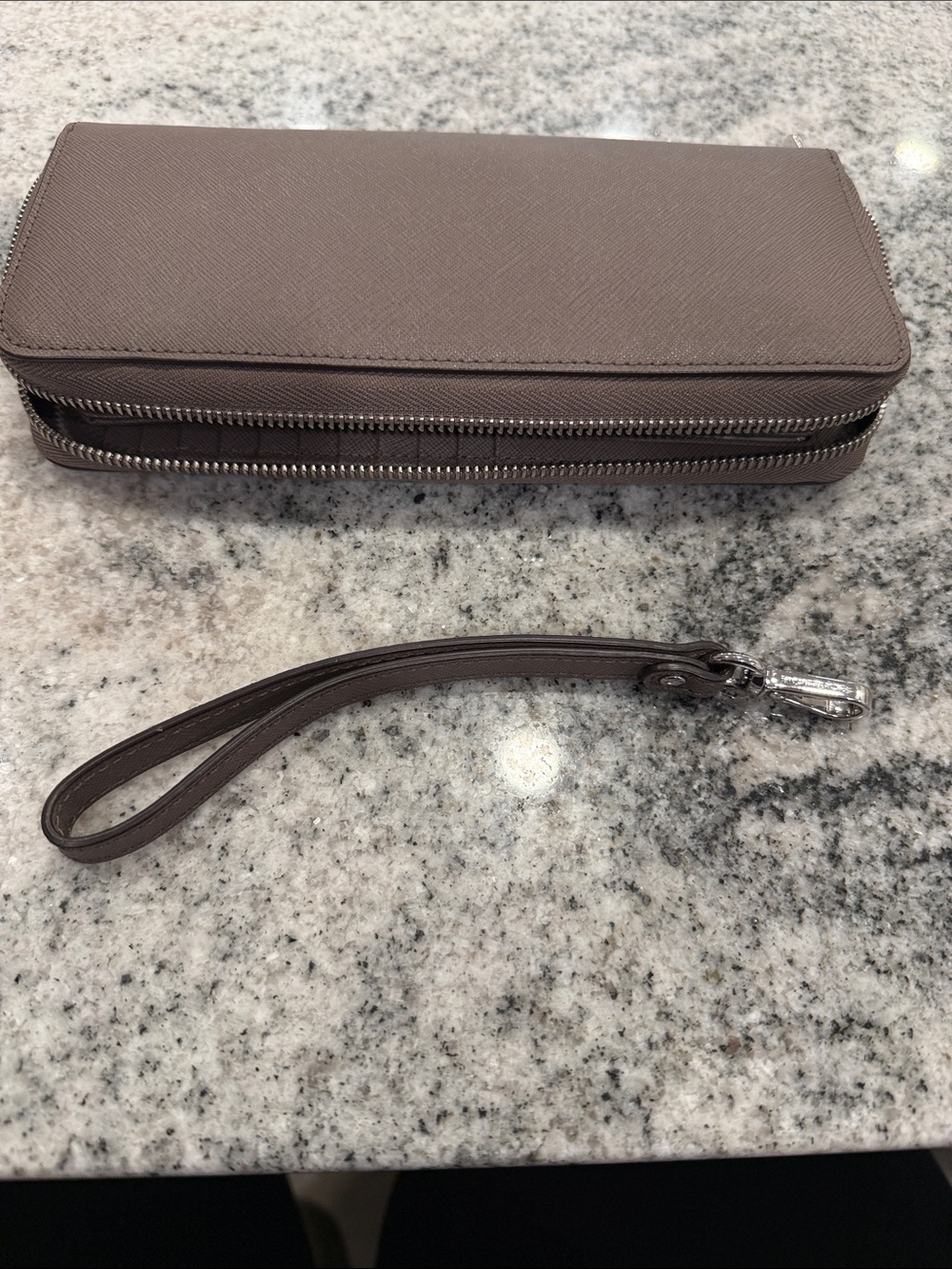 Michael Kors Brown Zip-Around Saffiano Wallet - Picture 11 of 14